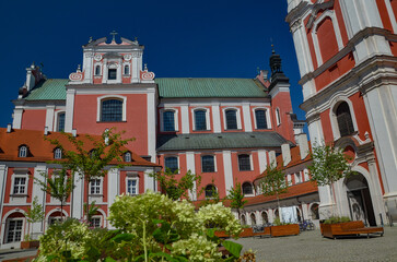 Obraz premium The Collegiate Basilica of Our Lady of Perpetual Help, St. Mary Magdalene and St. Stanislaus the Bishop in Poznań, also known as the Poznań Parish Church 