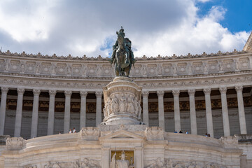 Statue in Roma Italy