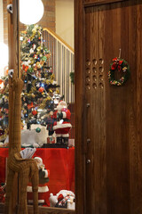 Christmas decorations in town / 街のクリスマスリース，Xmas飾り付け