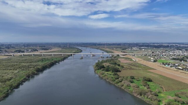 茨城県五霞町にある関宿水閘門をドローンで撮影しました。