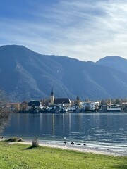 Fototapeta premium view of the lake Tegernsee, Munchen, Alps