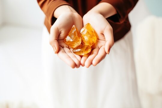 Citrine hand food freshness.
