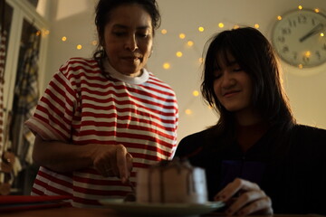 Celebrate Daughter Graduation