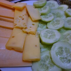 cucumber and cheese slices morning food