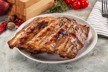Grilled pork ribs with spices