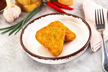 Fried potato hash brown snack