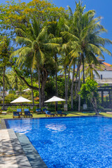 バリ島旅行　コンラッドバリのプールサイド①