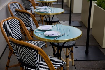 sidewalk bistro table and chairs