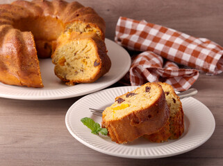 Fruit ring cake, served