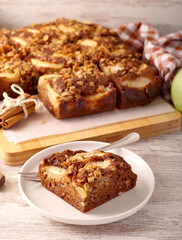Apple and walnut spicy cake