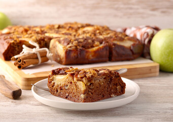 Apple and walnut spicy cake