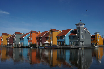 Obraz premium houses on the water