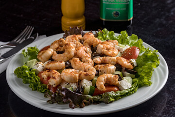 shrimps with salad