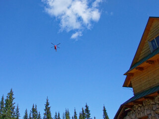 helikopter górskiego pogotowia ratunkowego © Krzysztof
