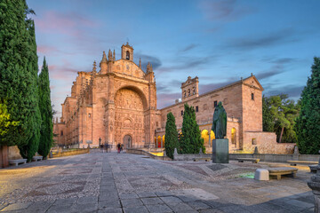Obraz premium Salamanca, Spain. View of Convent of San Esteban - historic Dominican monastery with scenic cloisters and dramatic facade