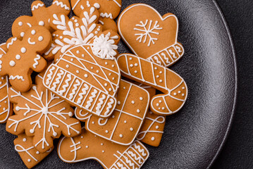 Delicious gingerbread cookies with honey, ginger and cinnamon