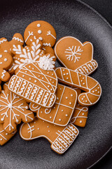 Delicious gingerbread cookies with honey, ginger and cinnamon