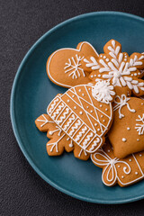 Delicious gingerbread cookies with honey, ginger and cinnamon