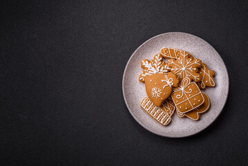 Delicious gingerbread cookies with honey, ginger and cinnamon