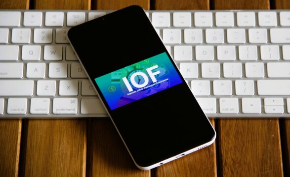 IOF - O Imposto sobre Opera&ccedil;&otilde;es Financeiras foi criado pela Lei 5.143, de 1966, para substituir o Imposto sobre transfer&ecirc;ncia para o exterior. 