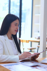 businesswoman working on laptop