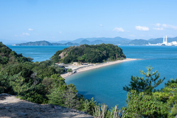 Naklejka premium 日本の広島県竹原市の大久野島の悲しくも美しい風景
