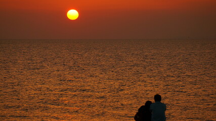 日本海に沈む夕日