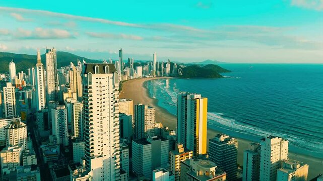 Balne&aacute;rio Cambori&uacute; Santa Catarina