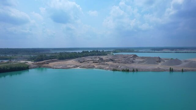 St Marys CBM Aggregates South aberfoyle pit. Building materials supplier in Cambridge, Ontario, Canada. Leading supplier of stone, sand and gravel used to support new construction.
