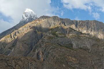 Obraz premium View of Bakhor Das Peak 5,809 high from Jhola Camp. Karakoram Mountains. Gilgit-Baltistan province. Pakistan. Asia.