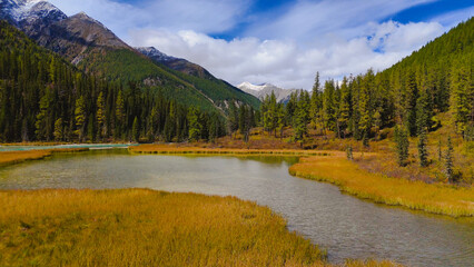 the valley of the mountain river Shavla in Altai autumn