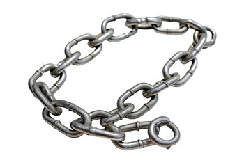 Obraz premium Close-up of silver chain with multiple connected links. Chain strong durable structure consists of small rivets. Chain is horizontal with left side slightly ahead of right. Transparent isolated.