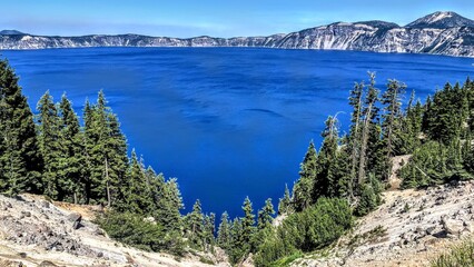 crater lake © AM2INC
