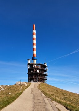 Sendeturm auf dem Chasseral