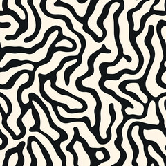 A seamless pattern with digital print, where the outline of brain coral is reimagined in an abstract form, its shapes intertwined to create an organic and fluid design. The background is a soft beige.
