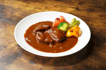 牛肉タンシチュー