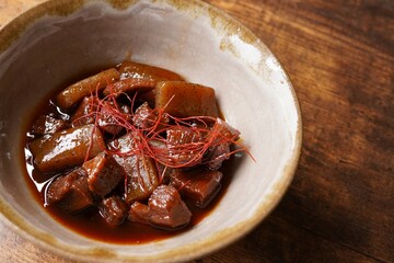 牛肉たん煮込み　甘辛