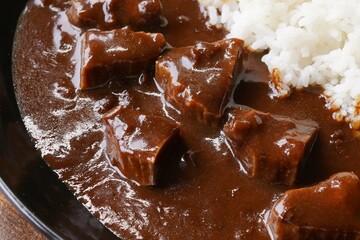 牛タンカレー