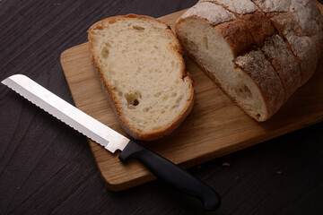 カットしたフランスパン