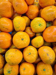 oranges in the market