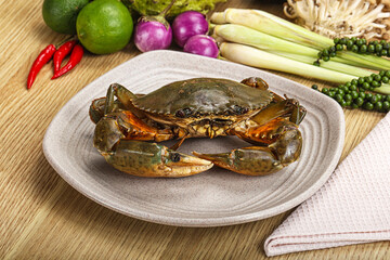 Delicous fresh raw uncooked crab