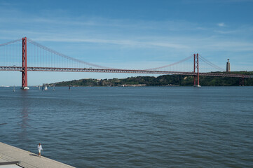 Ponte 25 de Abril in Lissabon