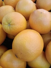 Orange is a citrus fruit with a sweet and sour taste, a fragrant smell, high in vitamin C, many varieties, inexpensive, full of medicinal properties.
