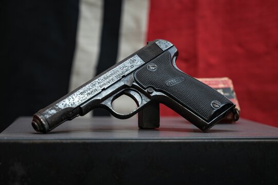 Manufacture d'Armes de Bayone MAB Brevete Model D pistol, 7.65 caliber automatic pistol, .32 ACP