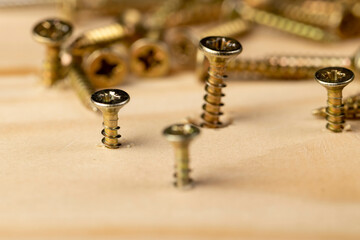 yellow metal self-tapping screws for fixing wooden boards and other wood products