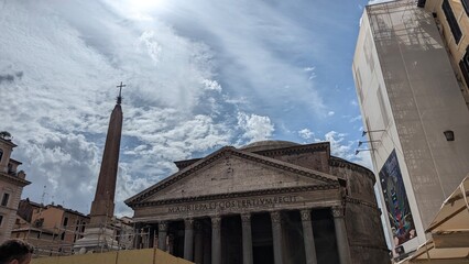 Historic Architectural Landmarks of Rome, Italy: A Journey Through Ancient and Modern Masterpieces