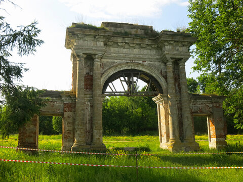 Ruins of Ekaterina Dashkova estate, Troitskoye, Kaluga region