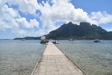 The white sand beaches and green backdrop on Bora Bora, French Polynesia