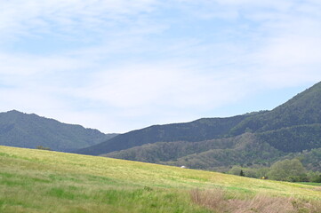 Obraz premium landscape with mountains and clouds