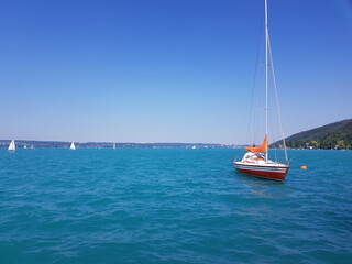 Fototapeta premium sailboat in the lake